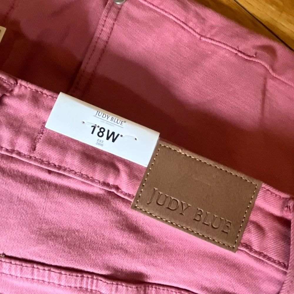 Judy Blue High Rise Dusty Pink Crochet Patch Wide Leg Jeans NWT CC - Picture 11 of 12